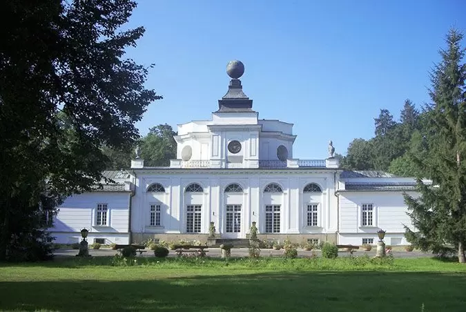 1. Dom Zjazdów i Konferencji PAN Pałac w Jabłonnie